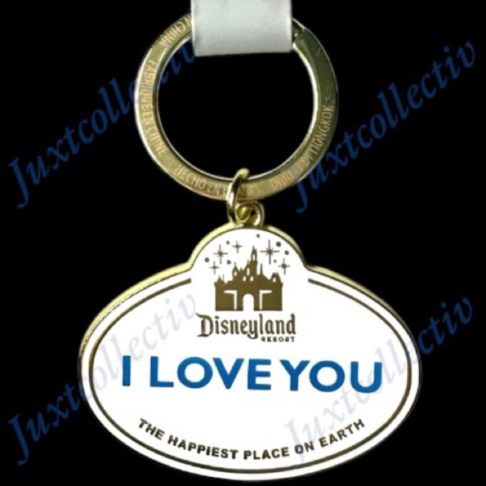 NWT Disneyland Name Tag I Love You Keychain